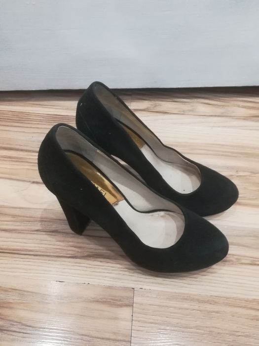 Szpilki Michael Kors. Rozmiar 38.