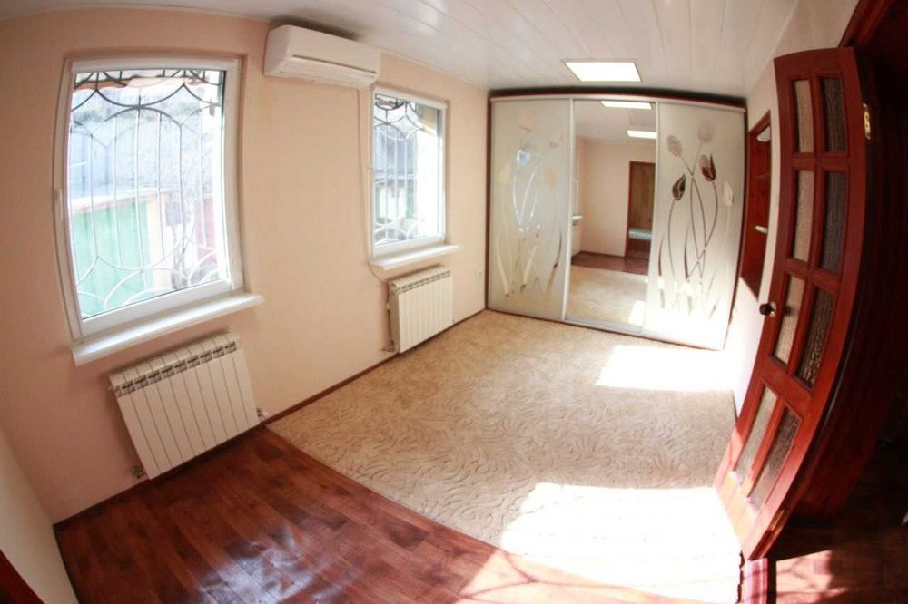 Продажа 3- комн. кв. на ул. Приморской