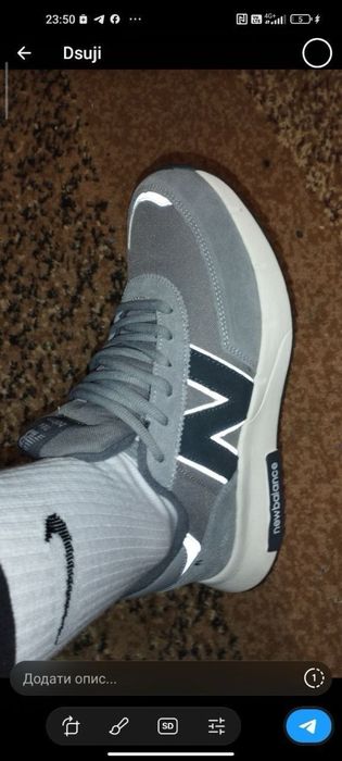 кросівки New Balance розмір 42-43