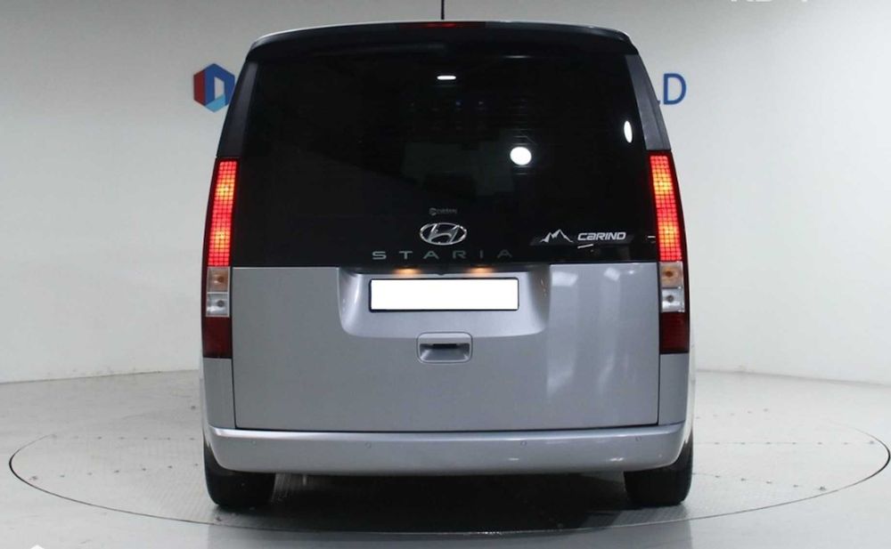 Hyundai Staria 2023 2.2 CRDi Modern (9 місць) — Для сім'ї та подорожей!