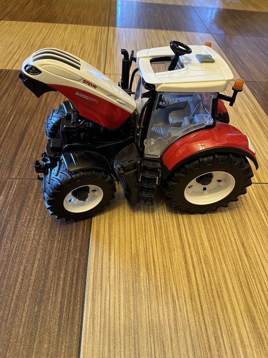 Bruder traktor Steyr