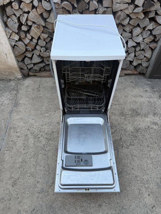 Посудомийка PYRAMIDA DM 09