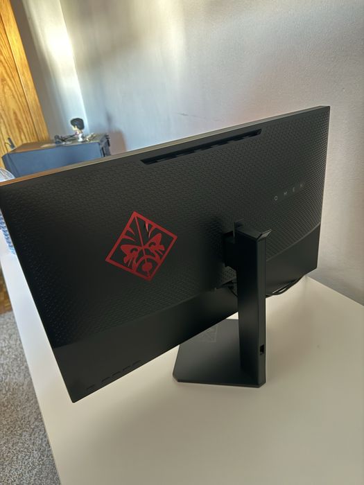 Monitor Omen 24" 144hz