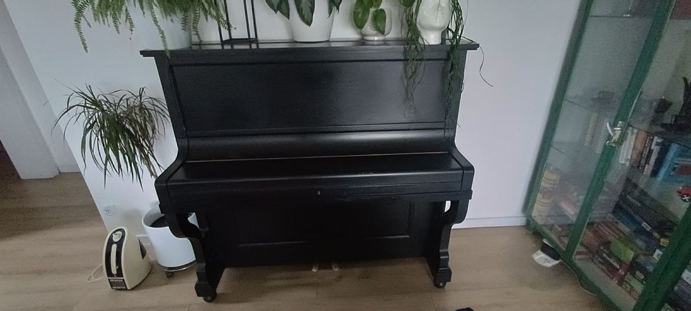 Pianino A. Drygas