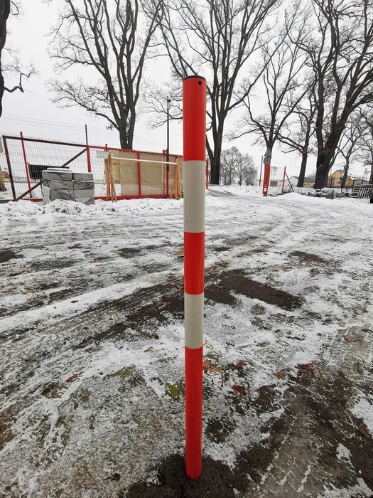 Słupek ostrzegawczy stalowy 106 cm - PROMOCJA!!!