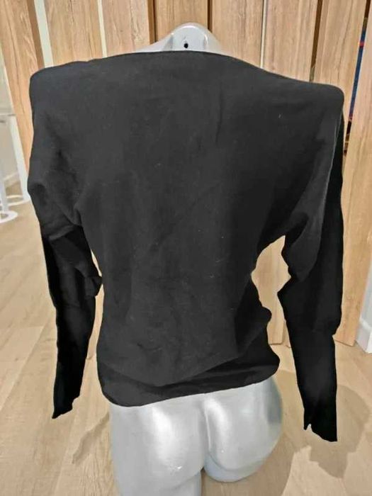 Camisola Preta C&A – Tamanho S (Básica)