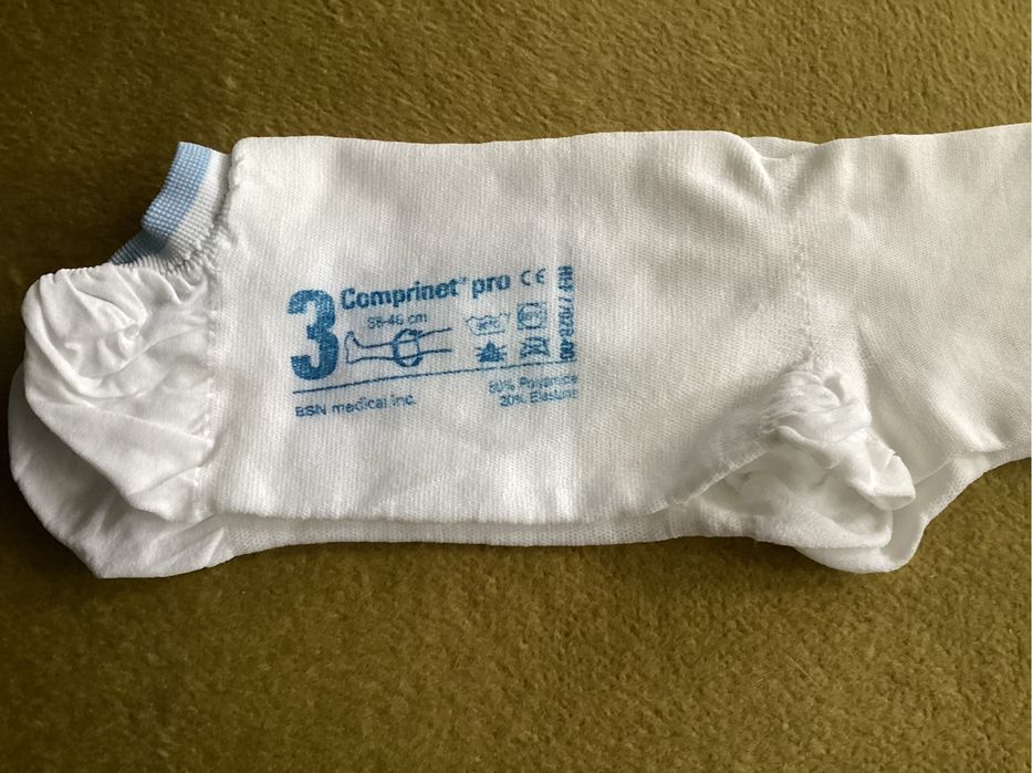 Podkolanówki uciskowe Comprinent