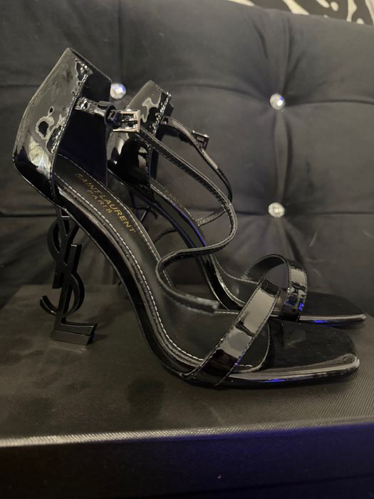 Босоніжки YSL 37