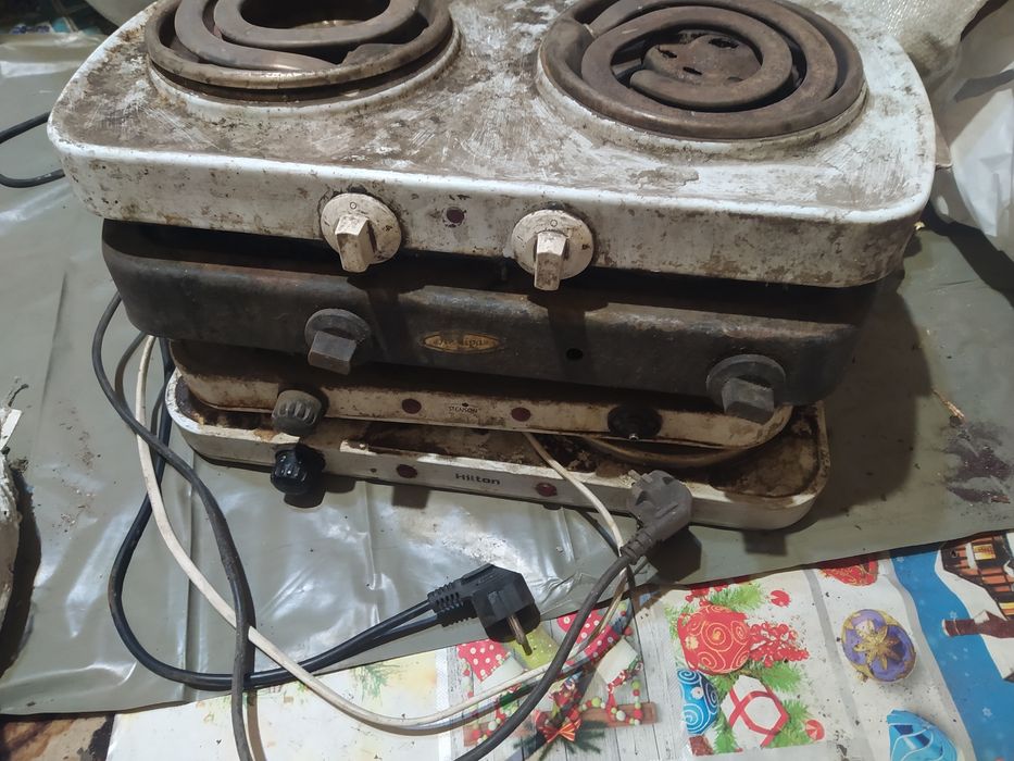 Электро двухкомфорные плитки,Мультиварка.