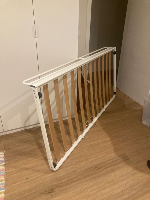Estrado Cama em formato Gaveta