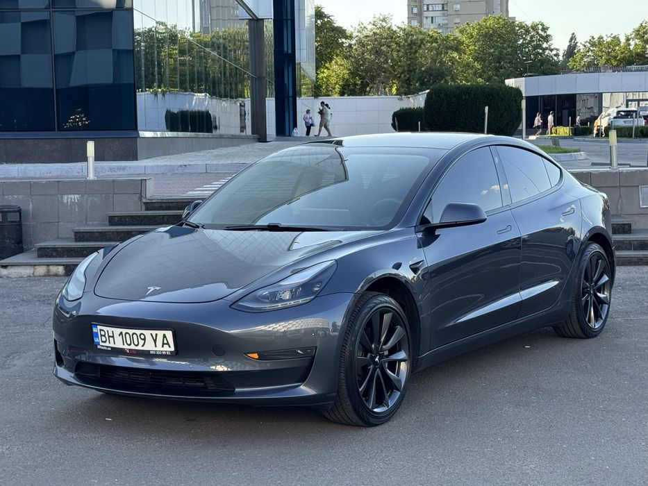 Tesla model 3 STANDARD PLUS