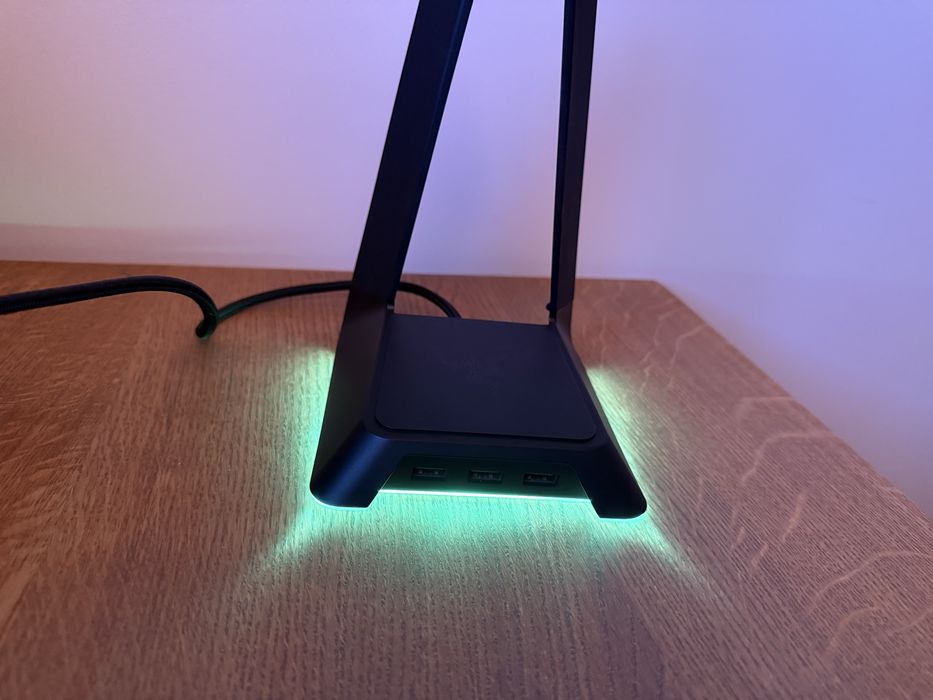 Suporte de Auscultadores Razer - RGB