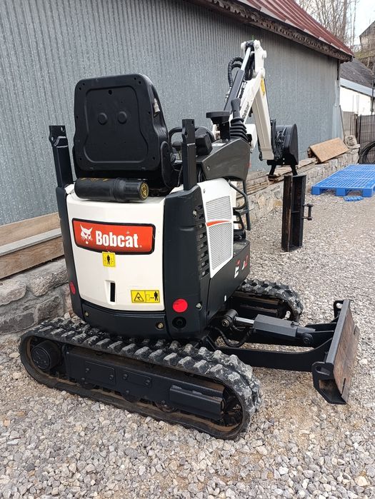 Koparka Minikoparka r.2021 i 2019
