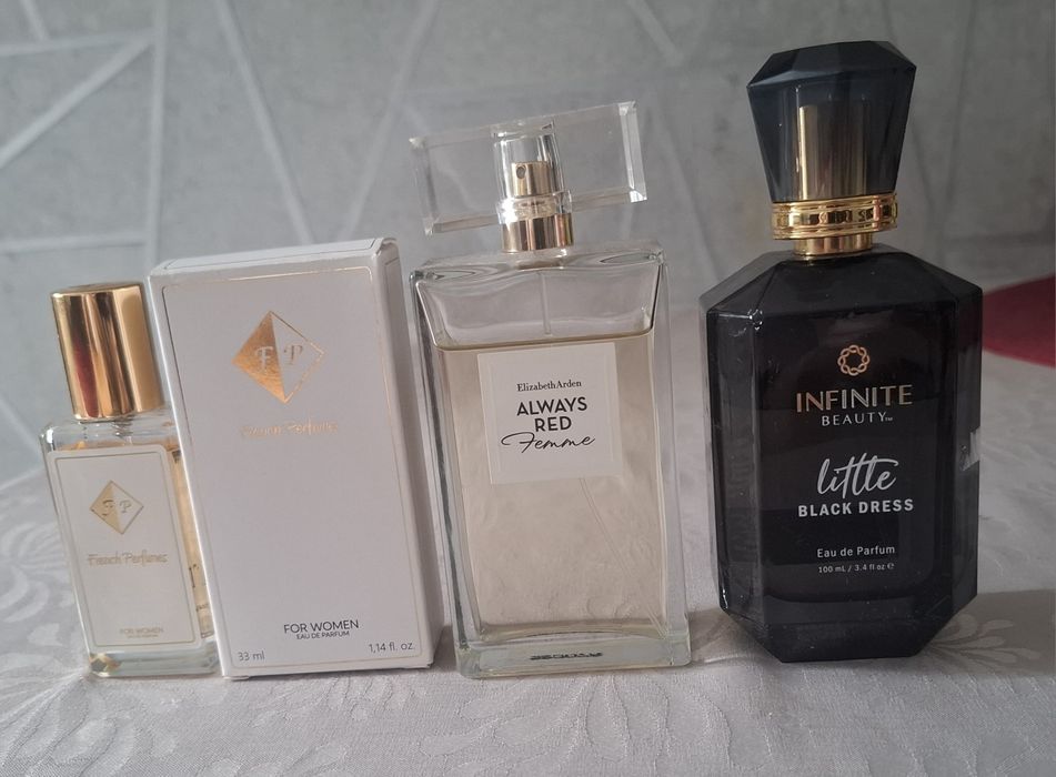 Zestaw Kosmetyków/ Perfum