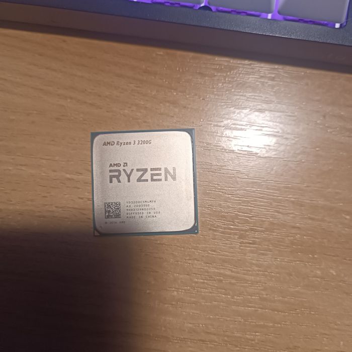 amd ryzen 3 3200g - купить комплектующие для ПК - Цена на OLX.ua