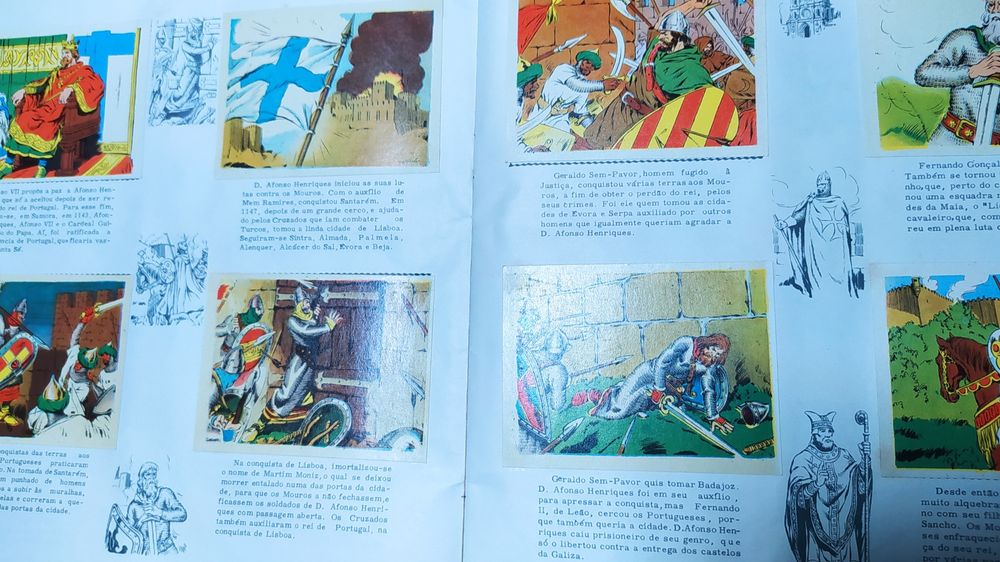 Caderneta completa de cromos história de Portugal