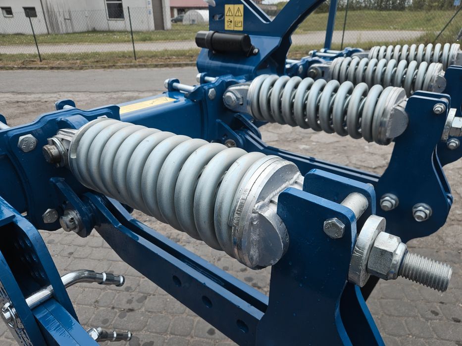 Głębosz Spulchniacz Rolmako STROM 3.0M 4 zęby  wał stalowy fi 600mm