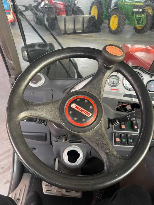 Телескопічний навантажувач Manitou MLT 735 Turbo - 2009 рік