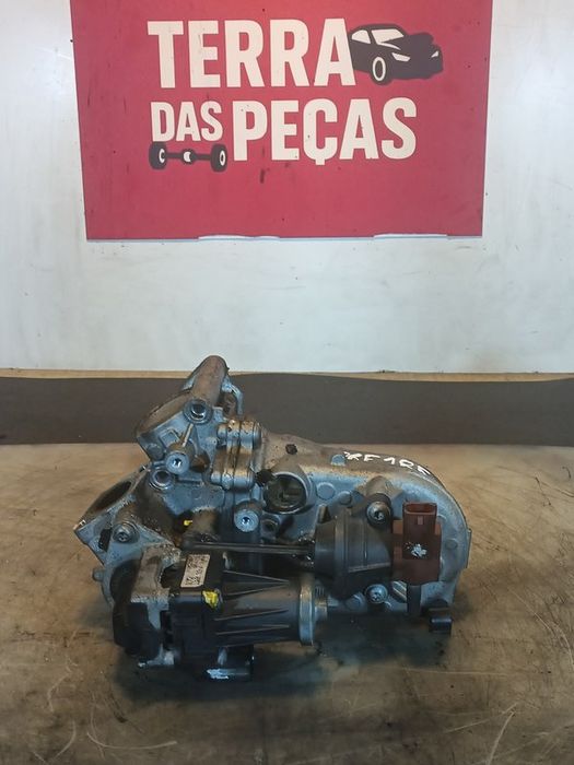 Peças PEUGEOT Bipper Turbo Guarda Motor Caixa Rádio Colector Modulo