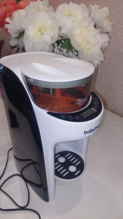 Машинка для приготування суміші Baby Brezza