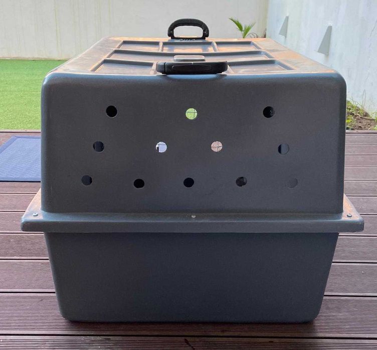 Caixa de Transporte de Cão Médio / Grande Usada 1 vez