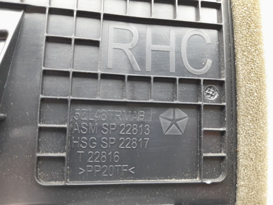 Moldura da consola central / rádio / aro JEEP Compass (MP, M6)