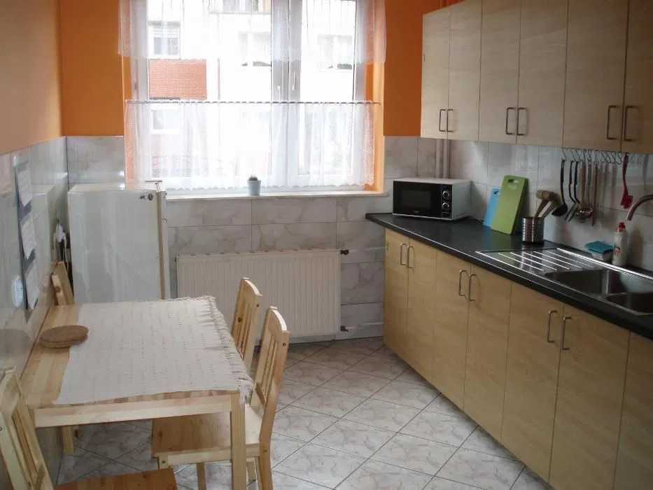 Хостел підвищеного комфорту, Київ, біля метро Звіринецька Телефонуй