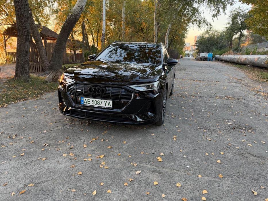 Легковий автомобіль
