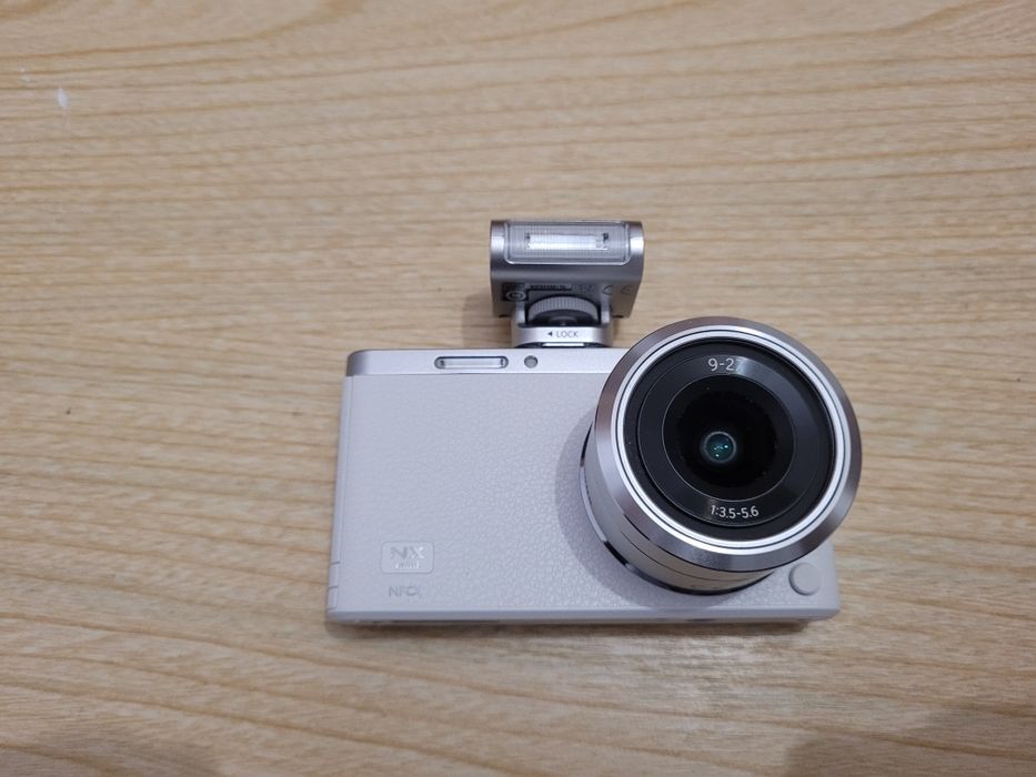 Samsung NX Mini NFC