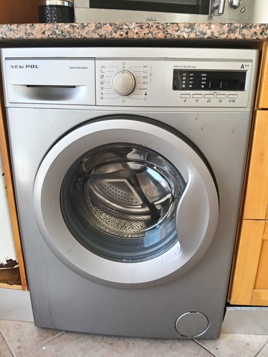 Máquina de Lavar a Roupa