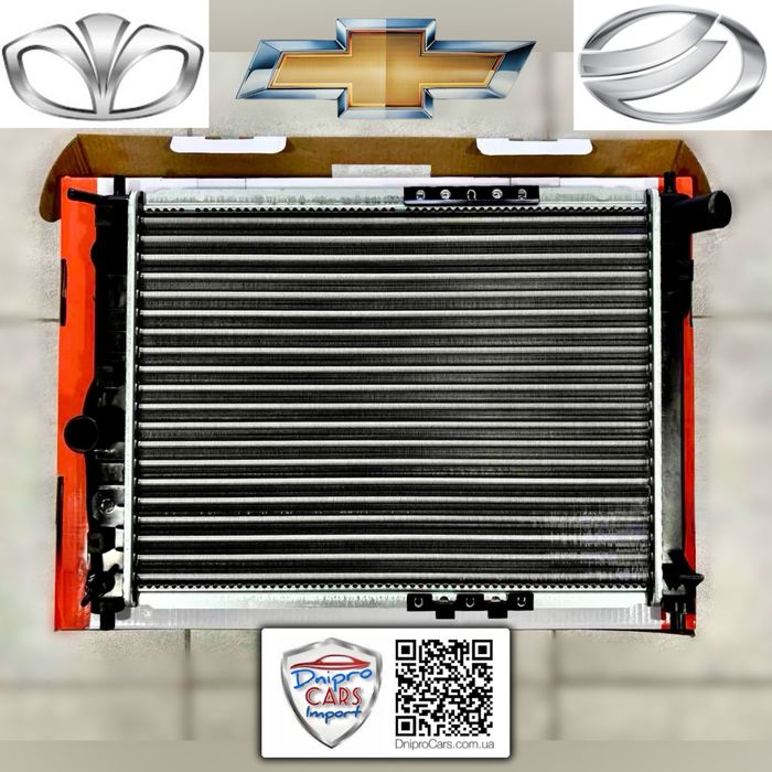 Радіатор охолодження двигуна Daewoo Lanos / ZAZ Sens (1.5, 1.6 без кондиціонера), 96351263