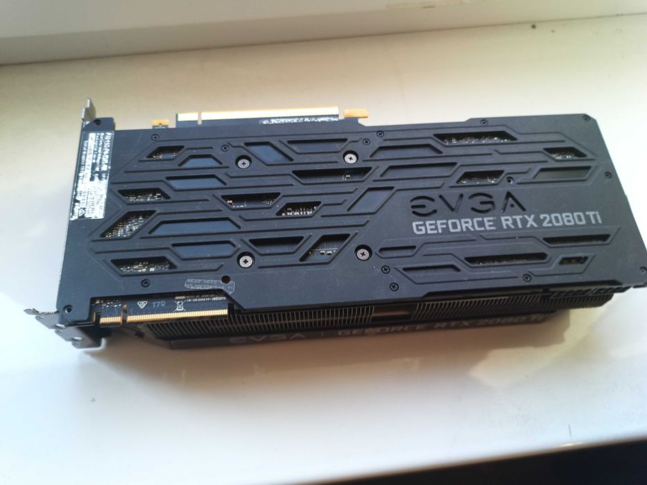 НЕРОБОЧА відеокарта rtx 2080 ti evga