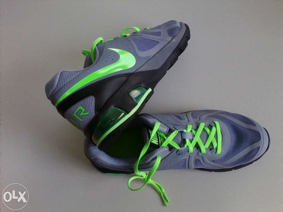 RUNNING Nike Air max n.º 44 - NOVOS e originais - PROMOÇÃO