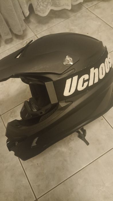 Продам шолом Uchoose