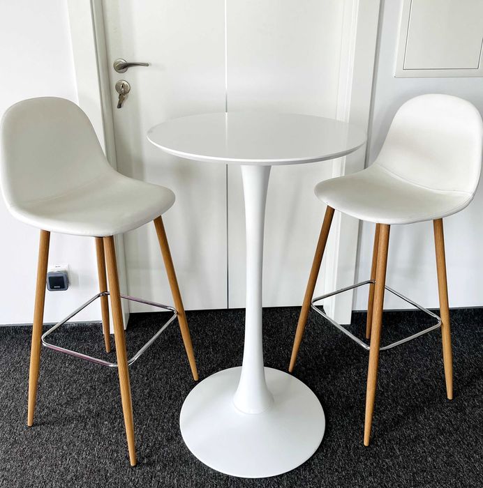 Stół barowy + 2 krzesła (komplet)