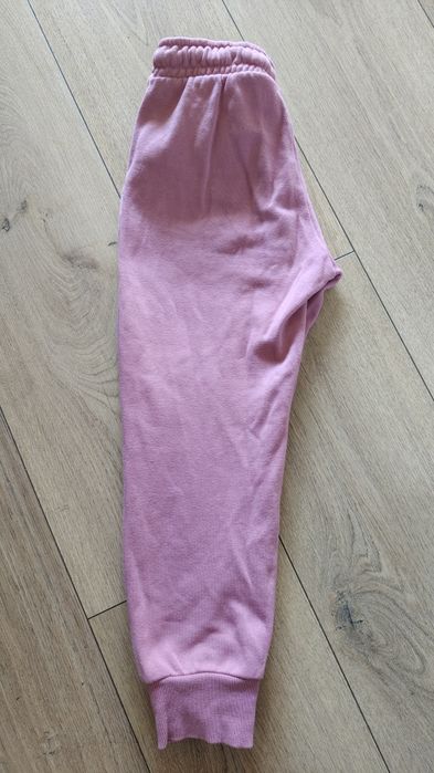 Spodnie dresowe dla dziewczynki rozm.116 cm