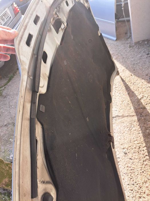 Maska Volkswagen Bora LB7Z