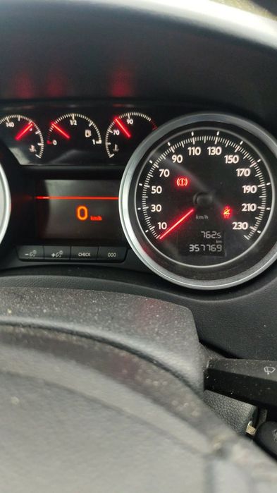 Peugeot 508 SW 1.5  gasóleo. 115 CV