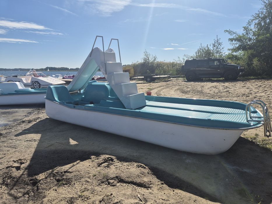 Rower wodny platforma ze zjeżdżalnią  6cio osobowy Producent