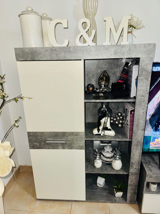 Móvel para sala com arrumação