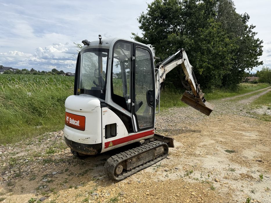 Minikoparka Bobcat 320