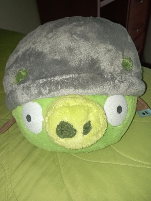 Vários peluches da coleção angry birds