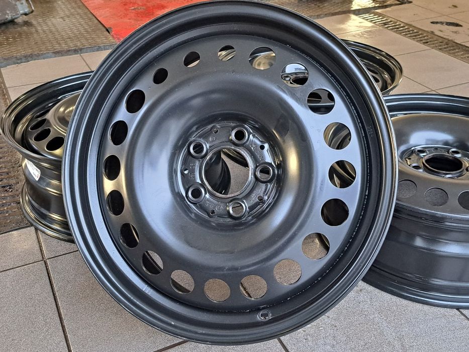 Felgi stalowe 17 MERCEDES 5x112 C-Klasa CLA A-Klasa B-Klasa Vito