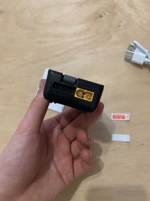 Зарядний пристрій ToolKitRC M7