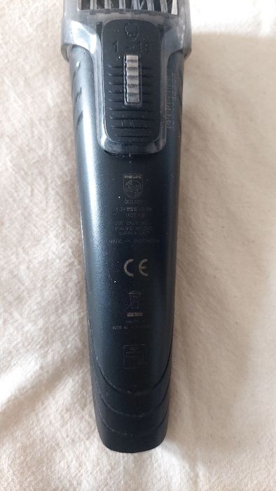 Maquina Barbear Philips QG3320/15 Multigroom Series 3000