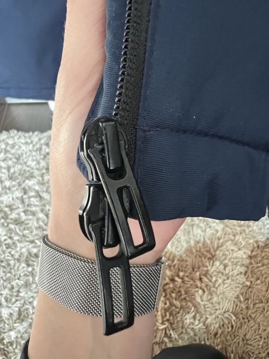 Зимова куртка Adidas розмір S-М