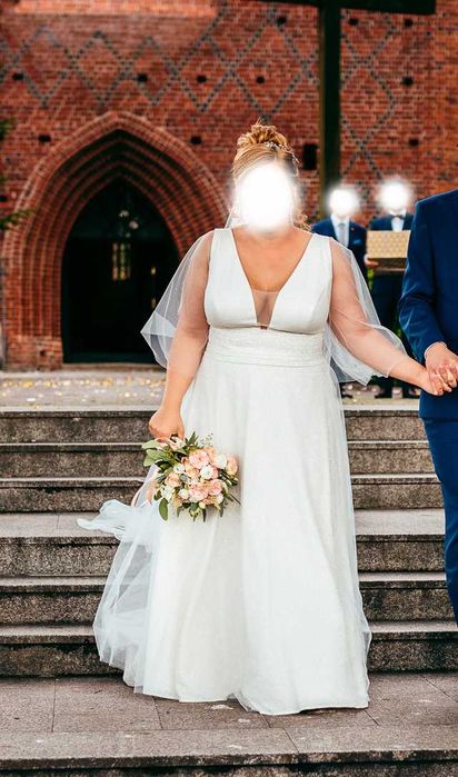 Suknia ślubna plus size rozmiar 40, 42, 44, 46 ivory kość słoniowa