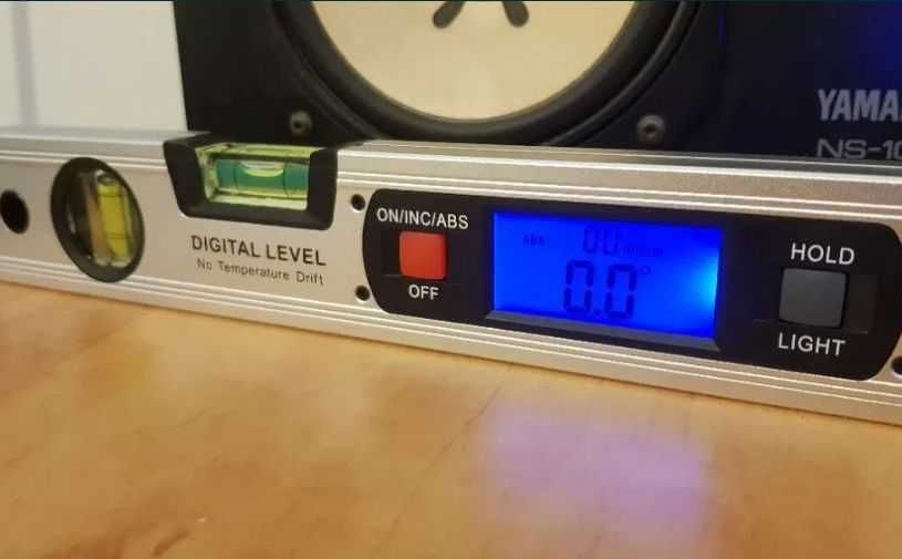 POZIOMICA elektroniczna cyfrowa magnetyczna 40cm - na PREZENT !
