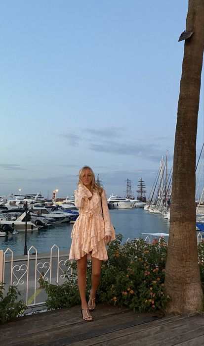 Сукня Zara та від украінського бренду
