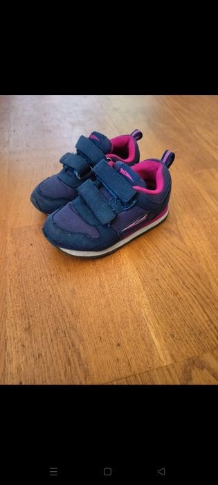 Adidaski sprandi